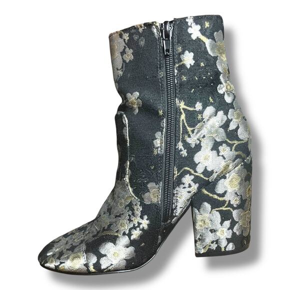 Indigo Rd Floral Metallic Brocade 4″ Heel Booties Size 7.5 – Statement Glam! - Picture 5 of 8